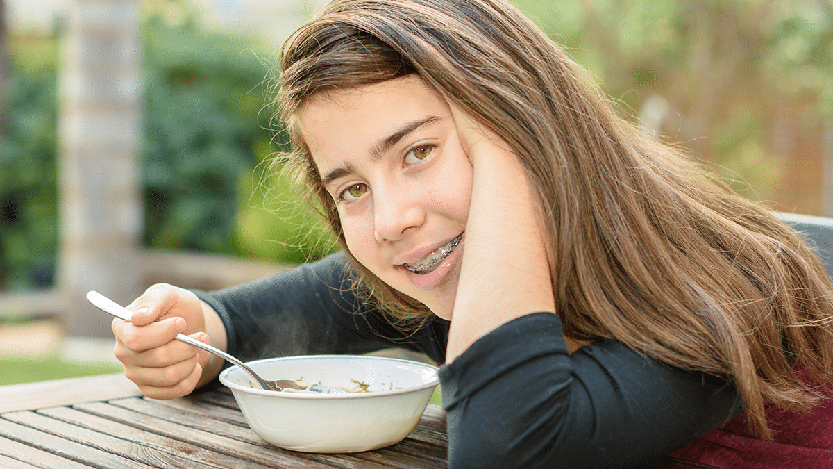 foods-to-eat-with-braces-headgear-retainers-that-do-not-hurt